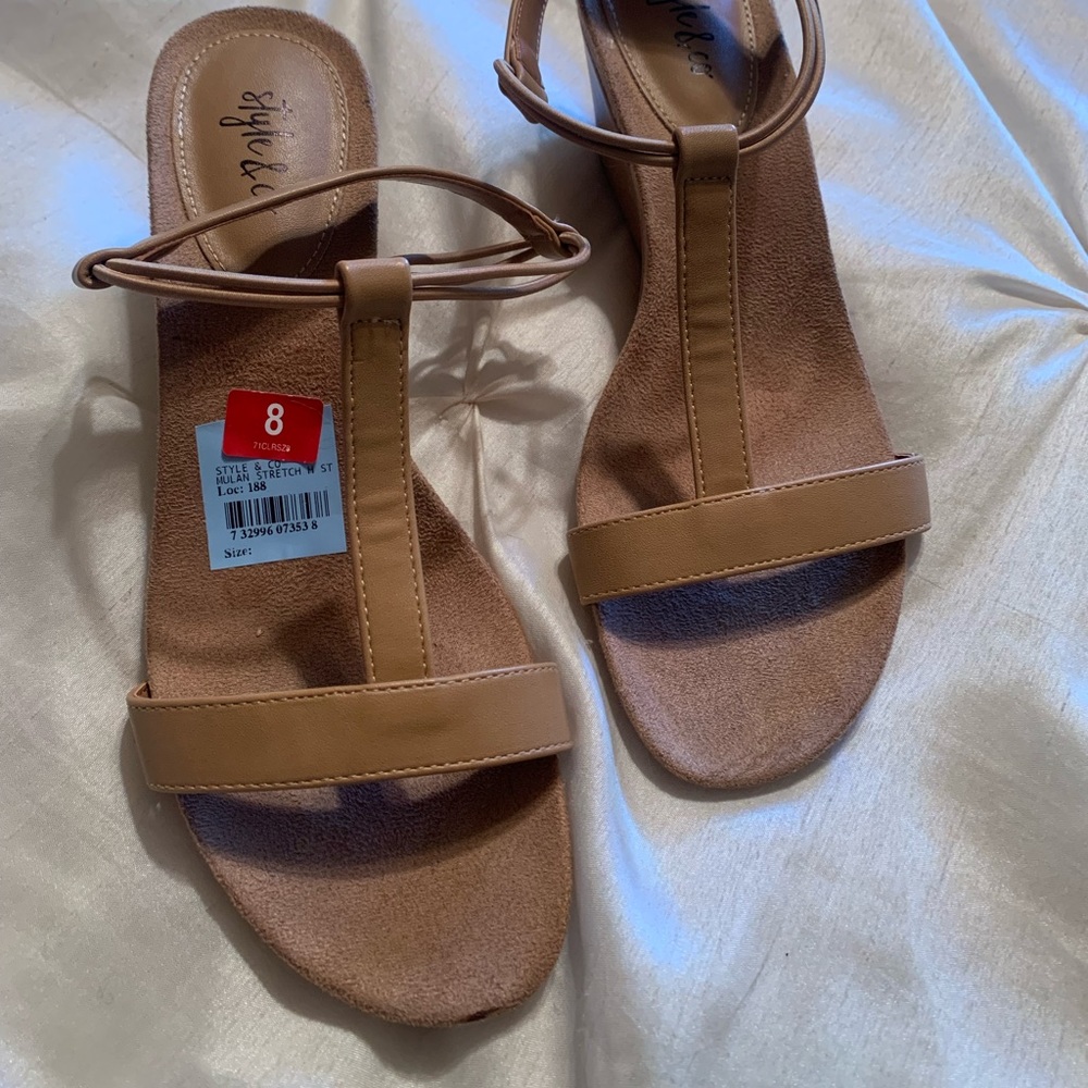 Style & company never worn with tags